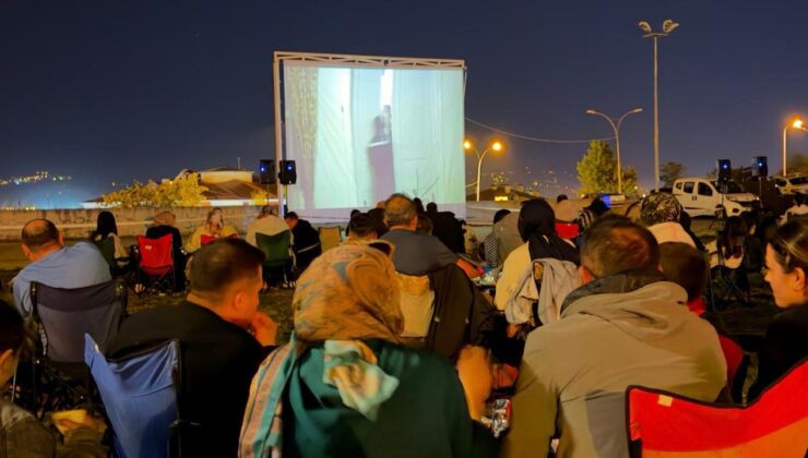 Düzce’de Açık Hava Sineması Sezonu Yeşil Vadi’de Sona Erdi
